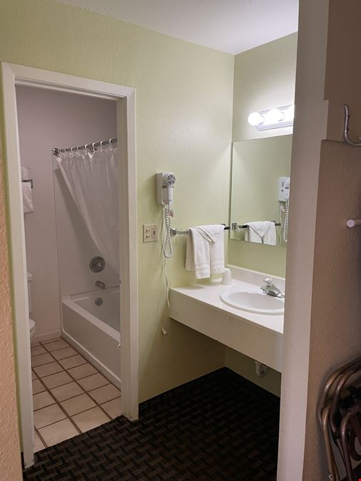 Rodeway Inn