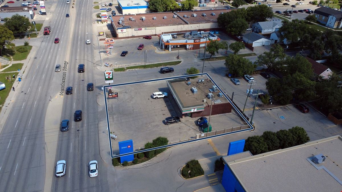1393 Henderson Highway