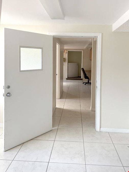 4,691 +/- SQFT FREESTANDING office space