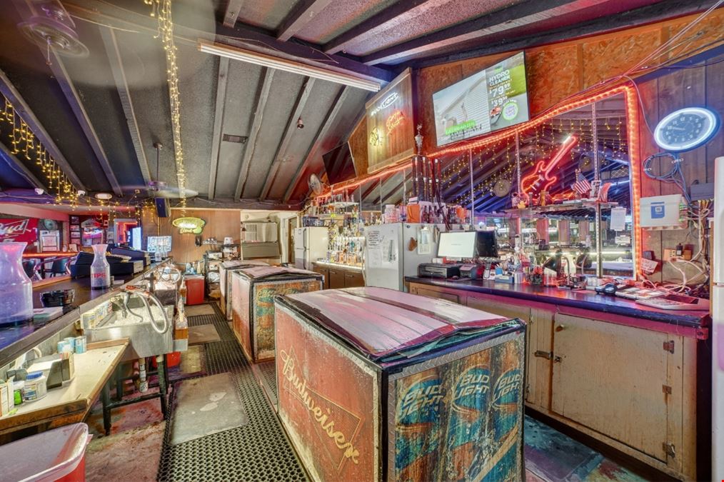 304 FM 148 Terrell - Legendary Dance Hall & Saloon For Sale