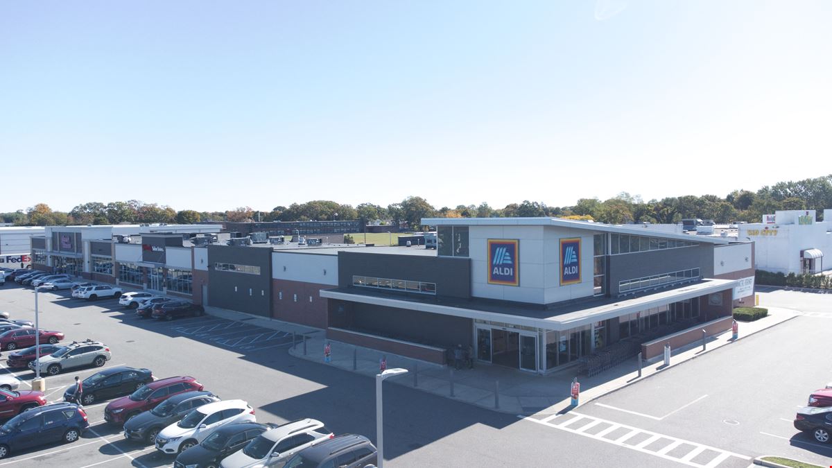 North Babylon Plaza