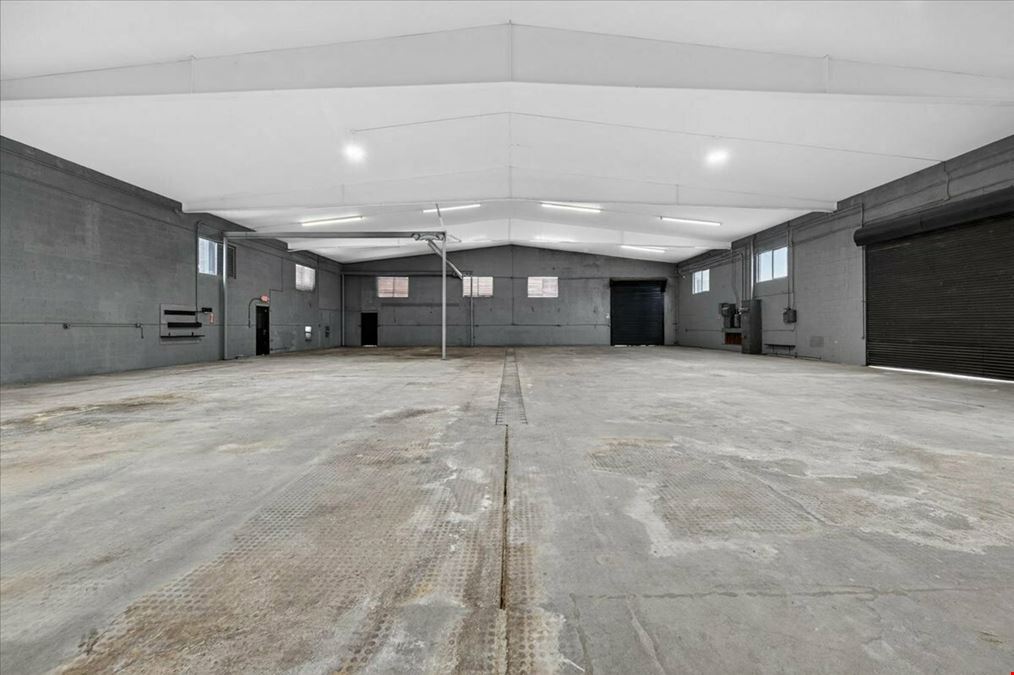Freestanding Industrial Building on ±2.37 Acres in Porterville