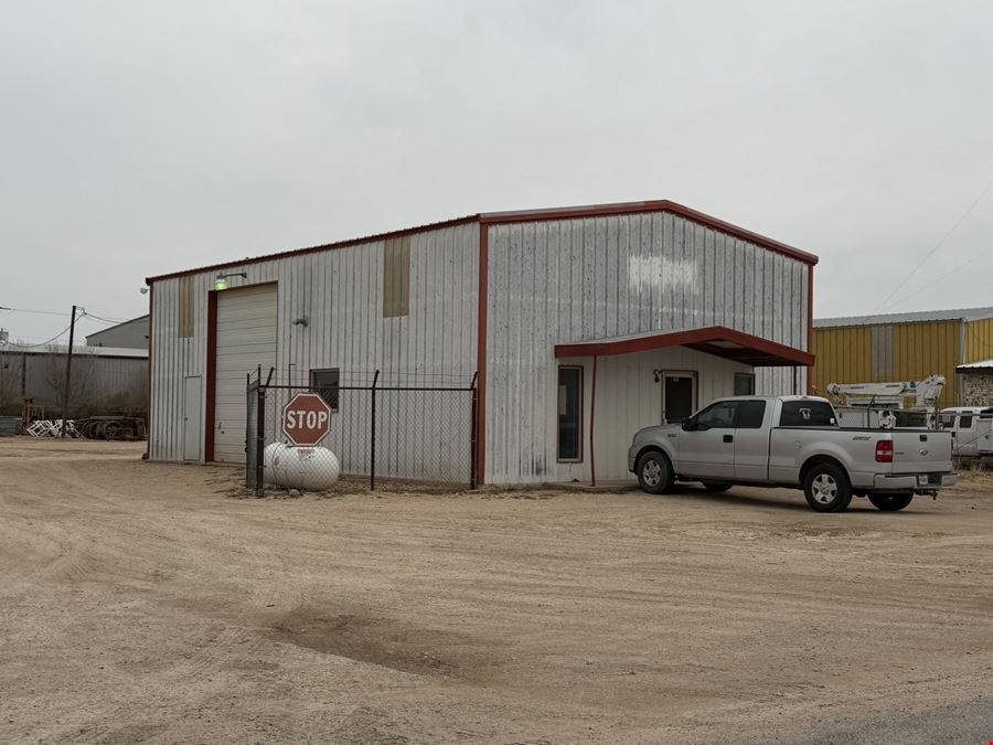 4909, 4911, 4915 South County Road 1303