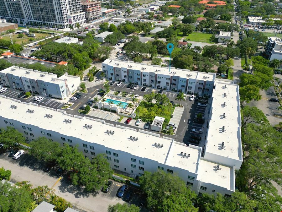 2505 Northeast 193rd Street, unit 4208