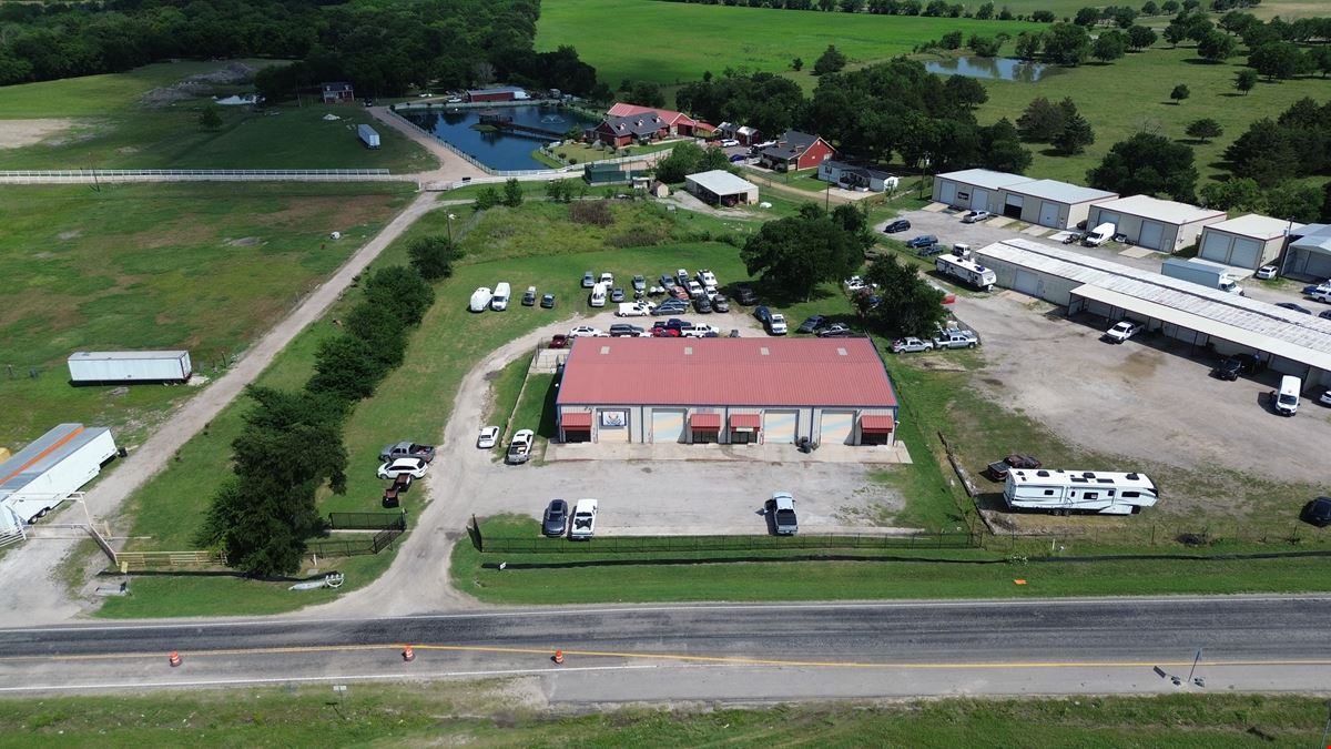 3145 I-30 Frontage Rd