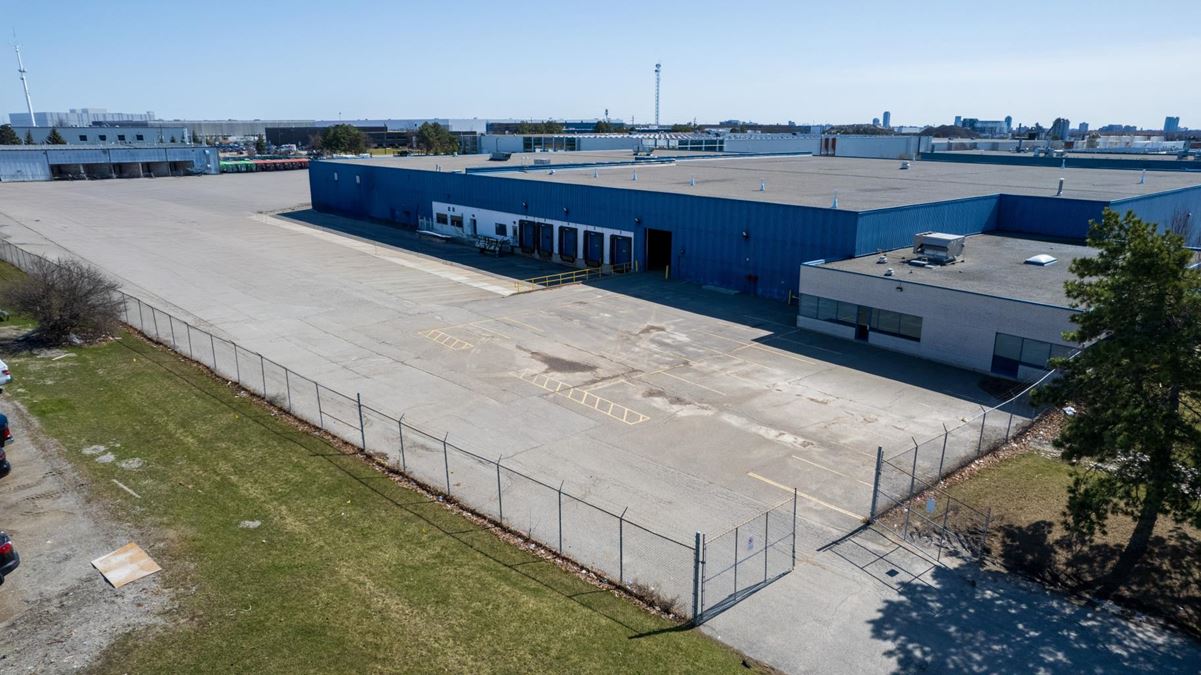 35 Regan Road, Brampton, ON L7A 1B2