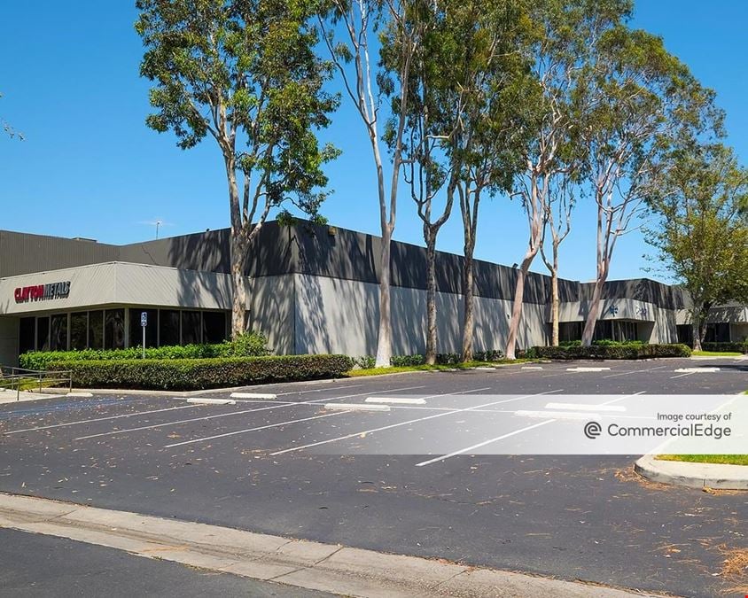 Carmenita Business Park - 15918 Carmenita Road