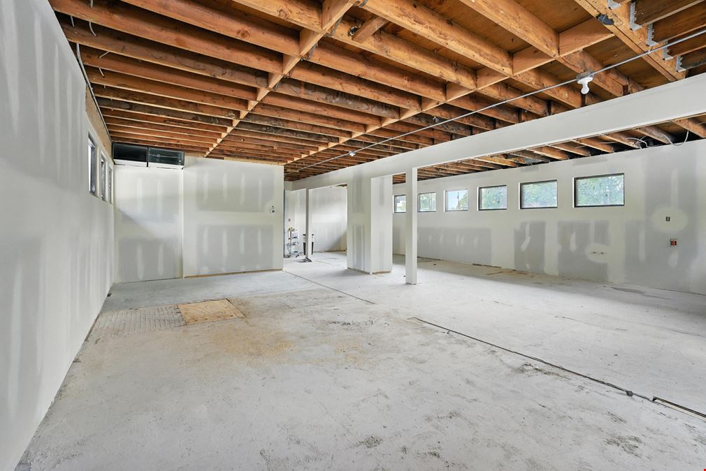 3820 Central Ave