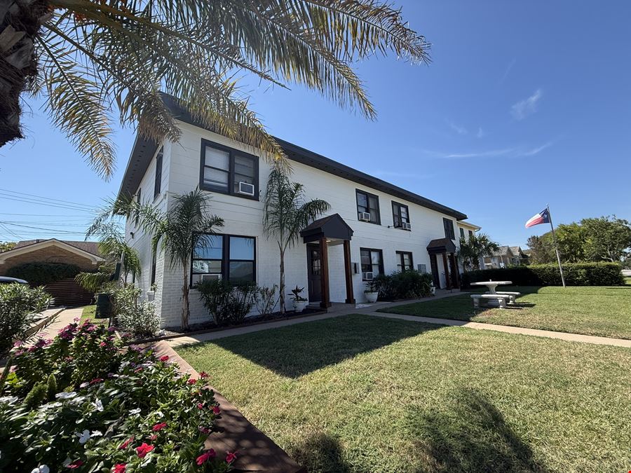 5103 Avenue O, Galveston, TX 77551
