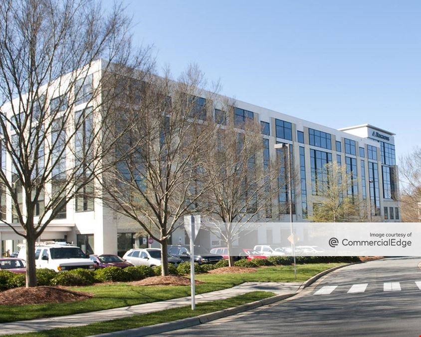 Glenwood Place- 3700