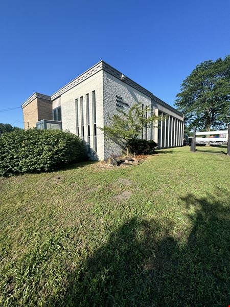 Preview of commercial space at 4221 W Alexis Rd