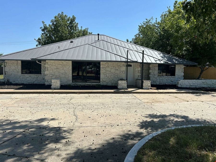 828 SW 66th St