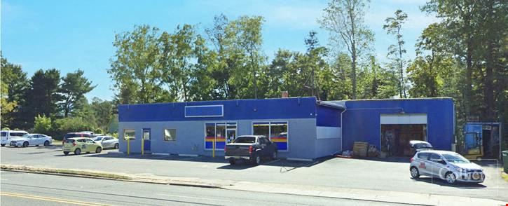 Former Automotive Retail Building for Lease