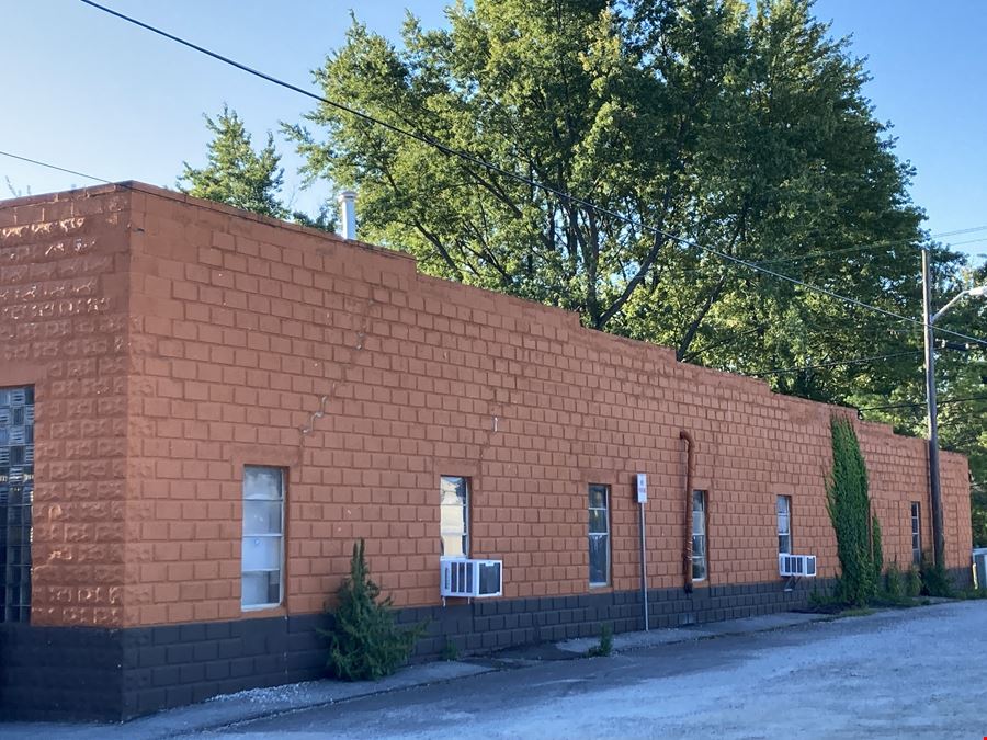 65 E. Pierce St.