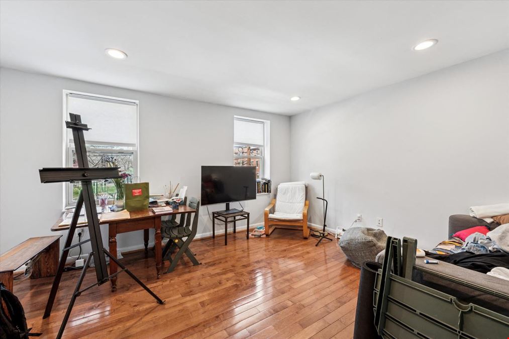 1,872 SF Multifamily | Bella Vista | Seller Ready to Deal!