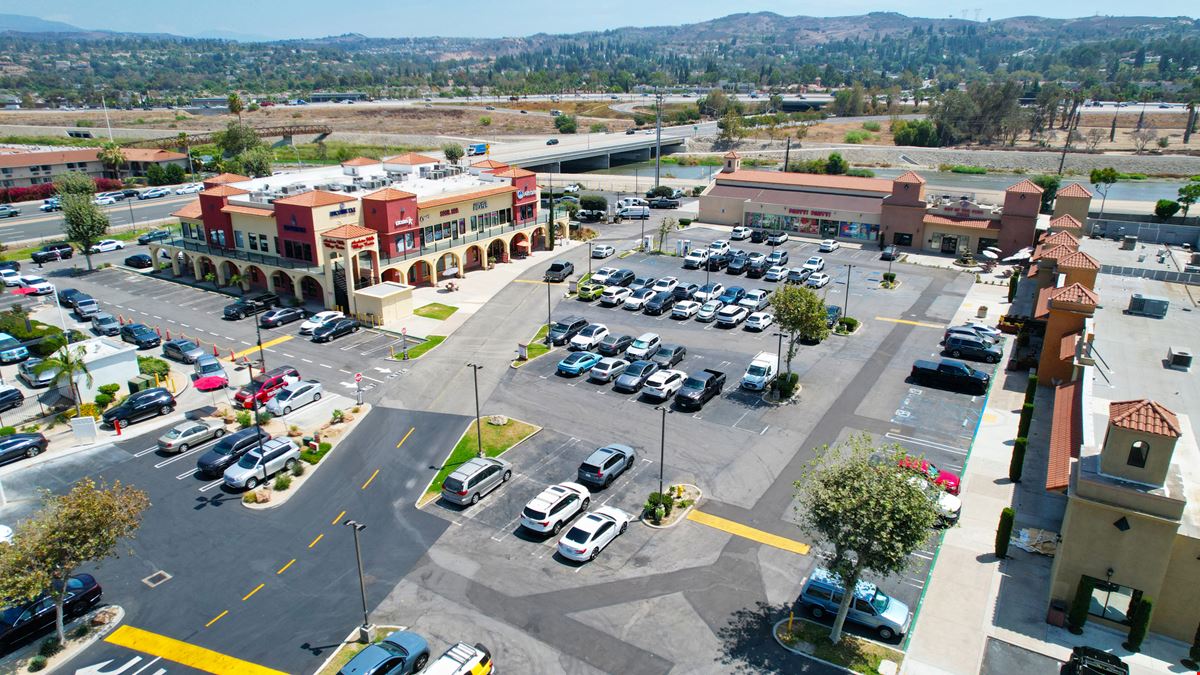 Anaheim Hills Village Center
