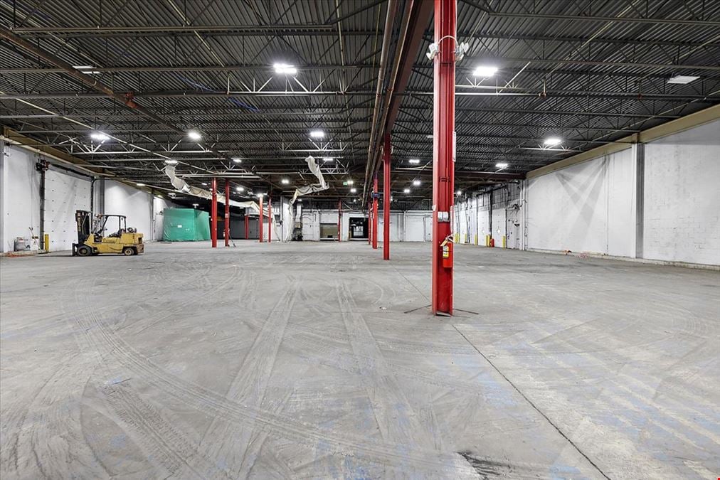 Versatile Industrial/ Flex/ Warehouse and Storage Facility