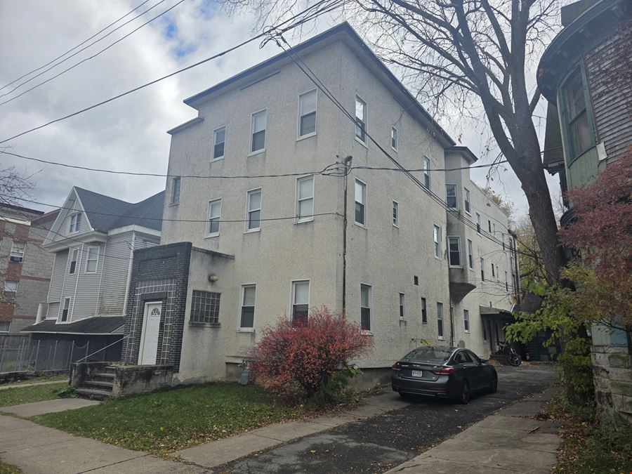 90 Henry St