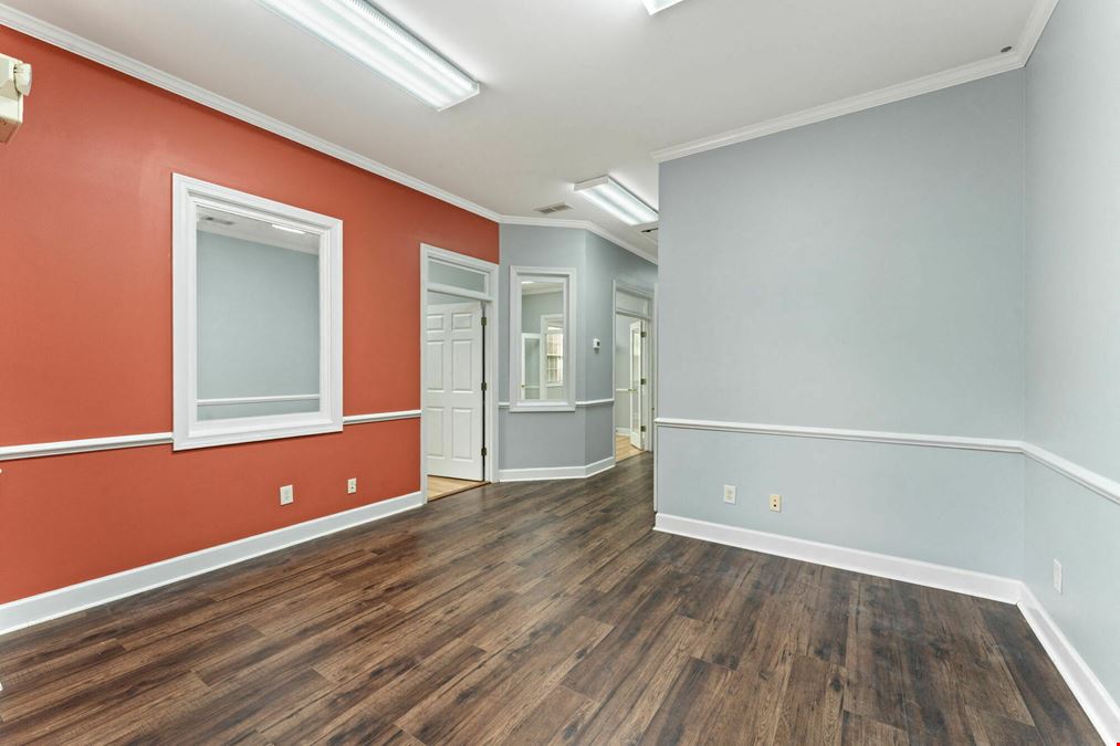3535 Roswell Rd