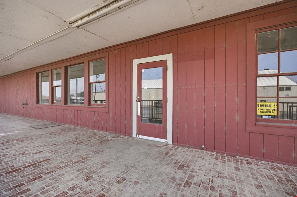 206 N Benton St, Ste A