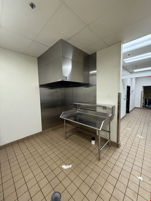 Downtown Restaurant QSR Food Use