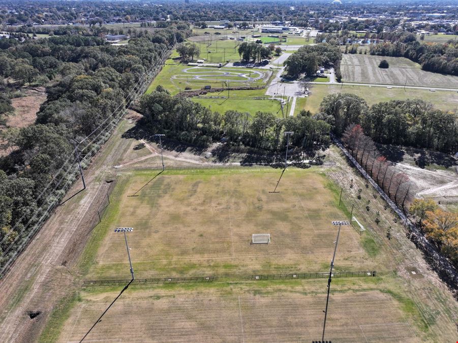 500 Pont Des Mouton (Commercial Tract)