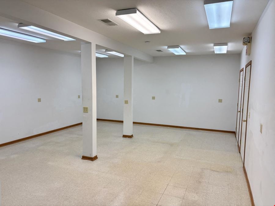 2307 E Aurora Rd