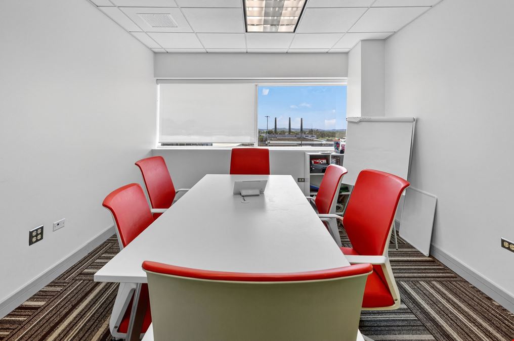 Centro de Mercadeo (CIM) - Full 6th Floor @ Tower 2