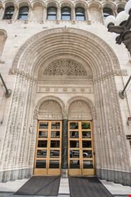 811 West 7th Street