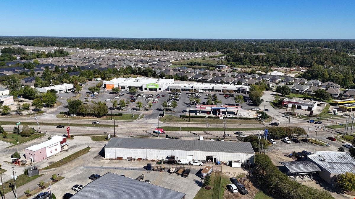 Coursey Retail Center For Lease