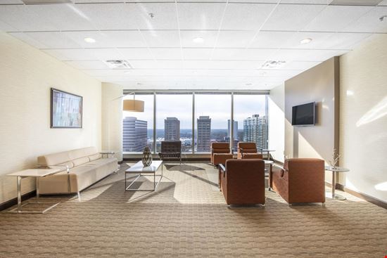 Regus - One Alliance Center
