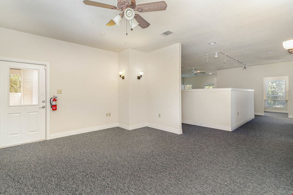 Office property in Arlington, TX