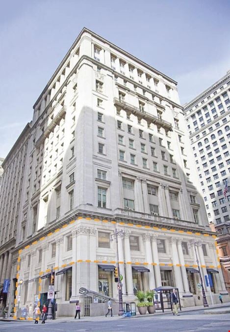 5,522 - 17,735 SF | 1401 Walnut St | Premier Corner Retail/Office Space in Center City