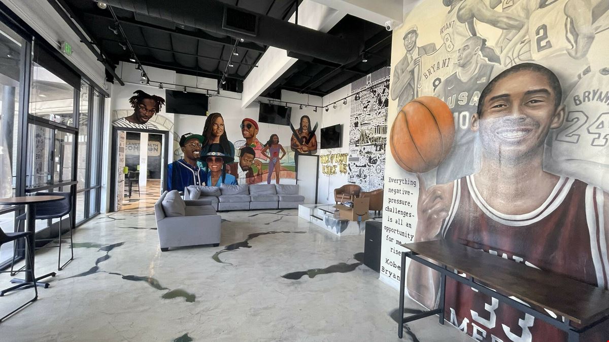 546 W Compton Blvd