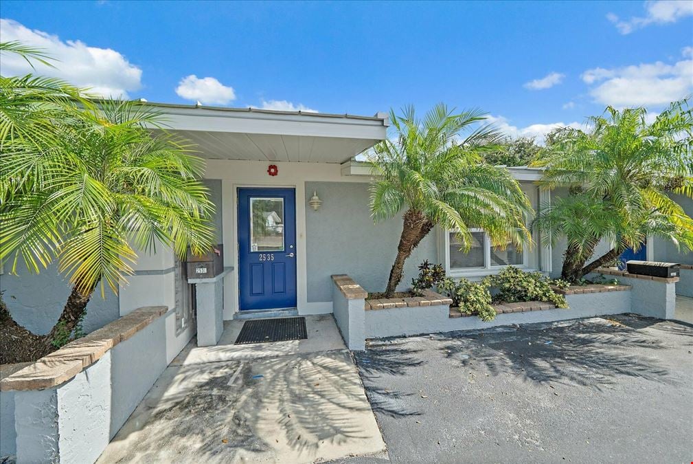 2535 Bee Ridge Rd