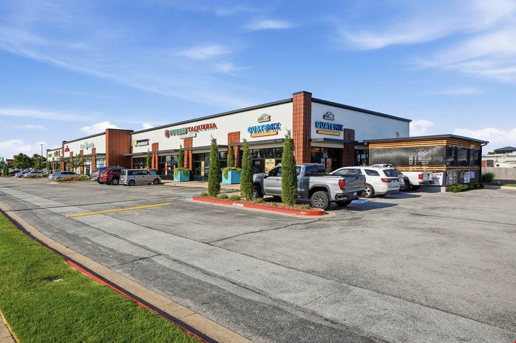 2111 S Old Missouri Rd
