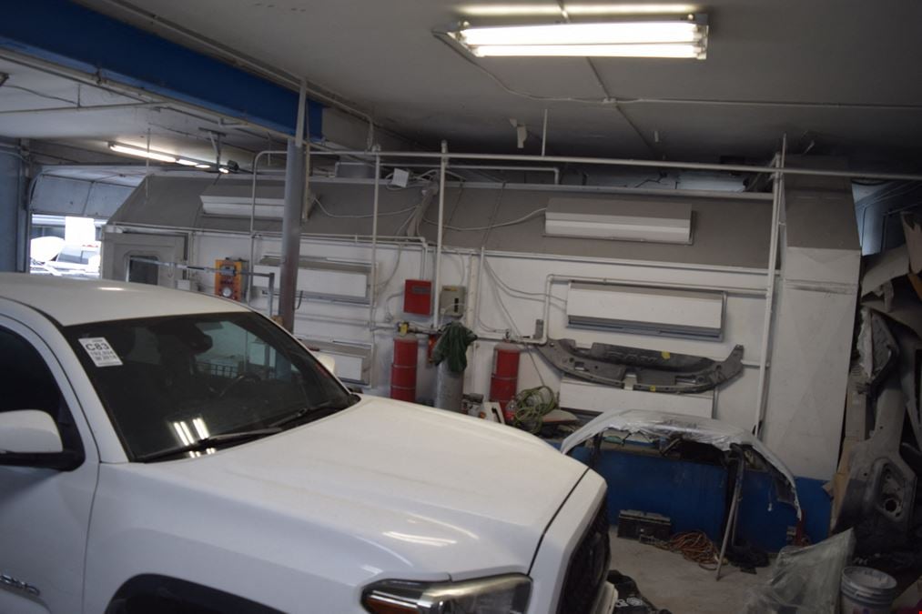 4,000 SF autobody repair shop w/ paint booth
