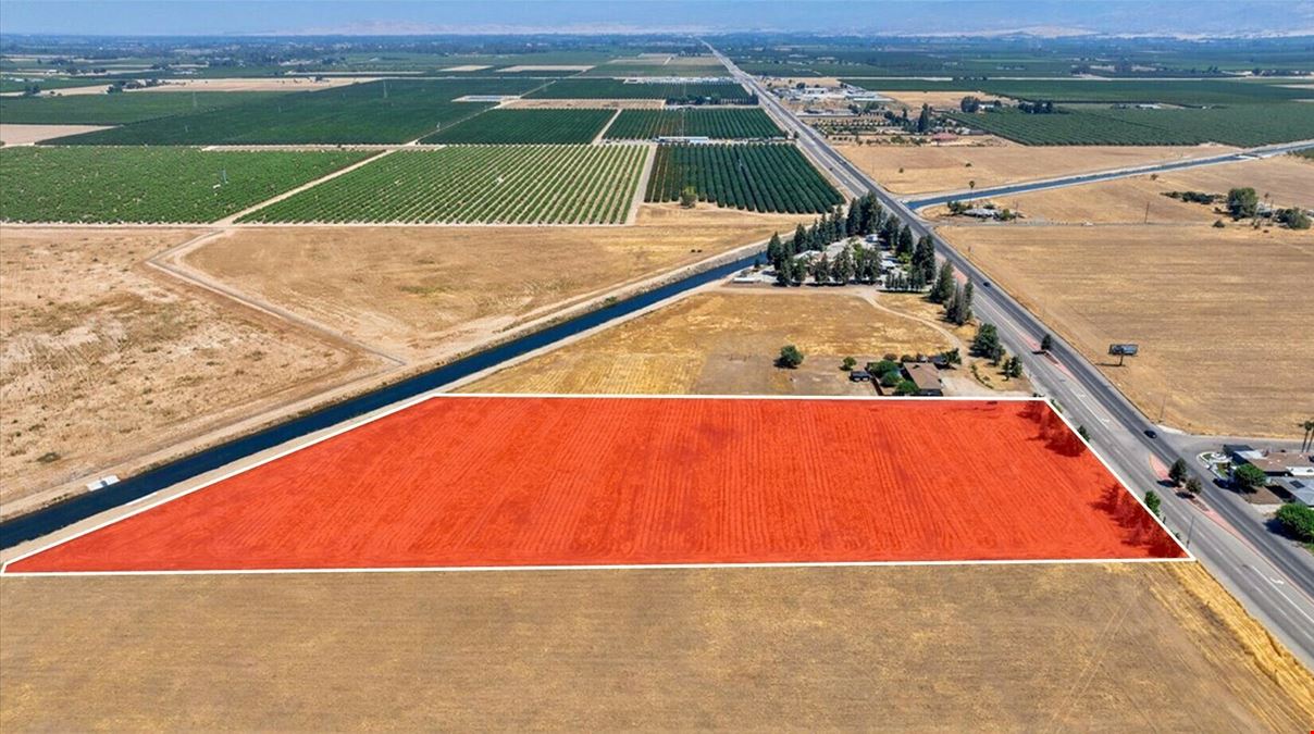 ±5.78 Acres of Commercial Development Land In Sanger, CA