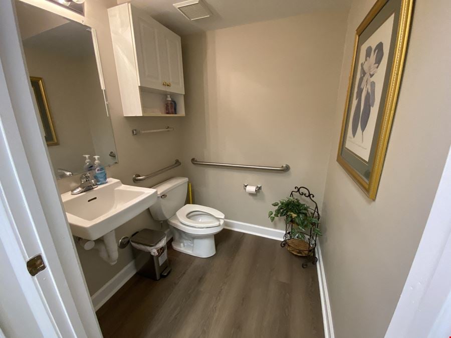 527 Keisler Dr Ste 102