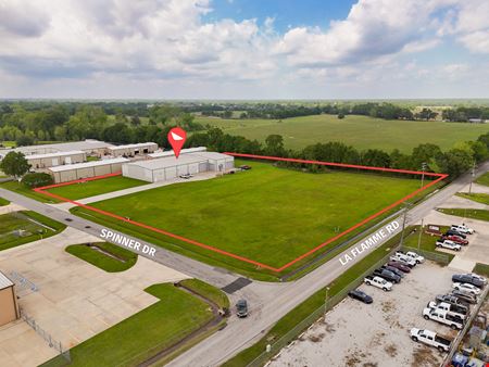 Preview of Industrial space for Sale at 129, 135 Spinner Dr
