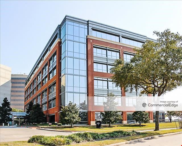 Imperial Plaza