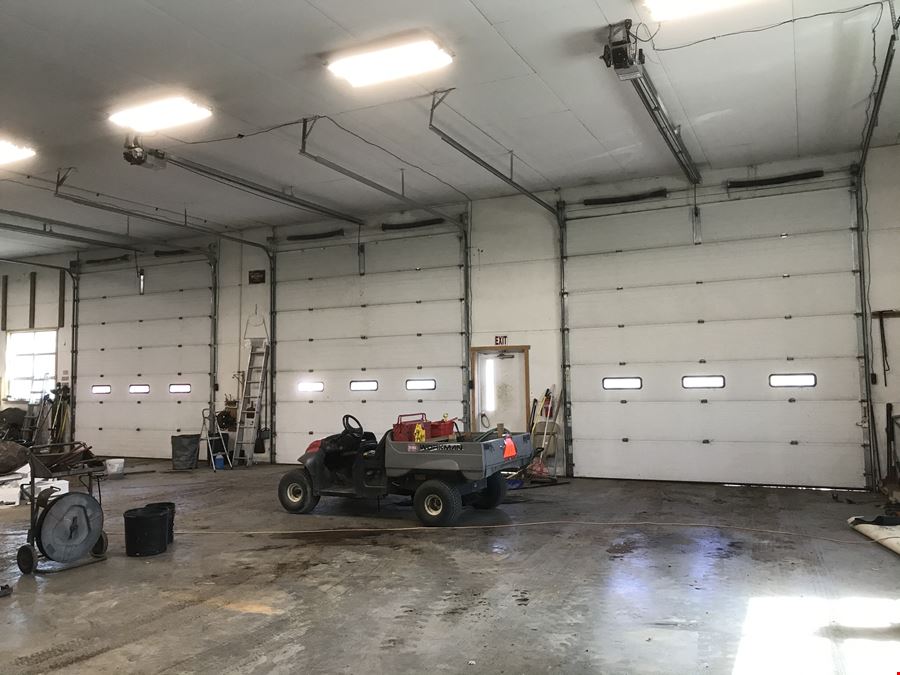 9026 Kautzman Rd