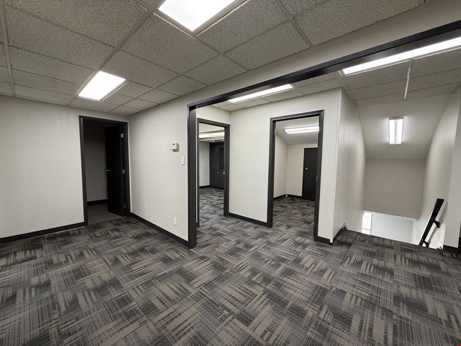 4038/4040 Industry Ave
