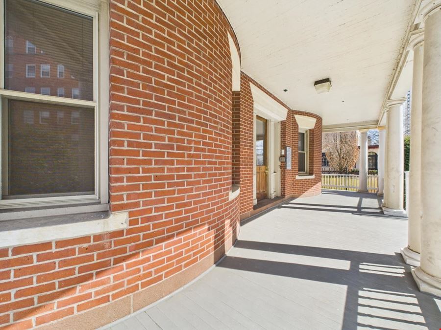 Rose Cottage Professional Building