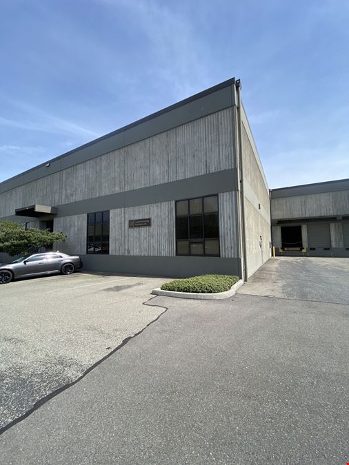 Seattle South Business Park, Building 8