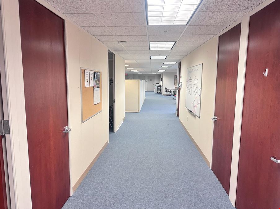 13050 Metro Pkwy