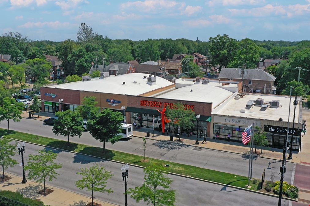 Multi-Tenant Retail Building with Parking Lot at 95th/Western in Chicago