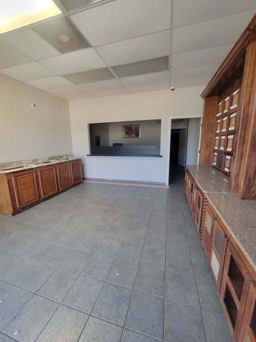 7,500 SF Commercial Warehouse & Office – Texarkana, TX