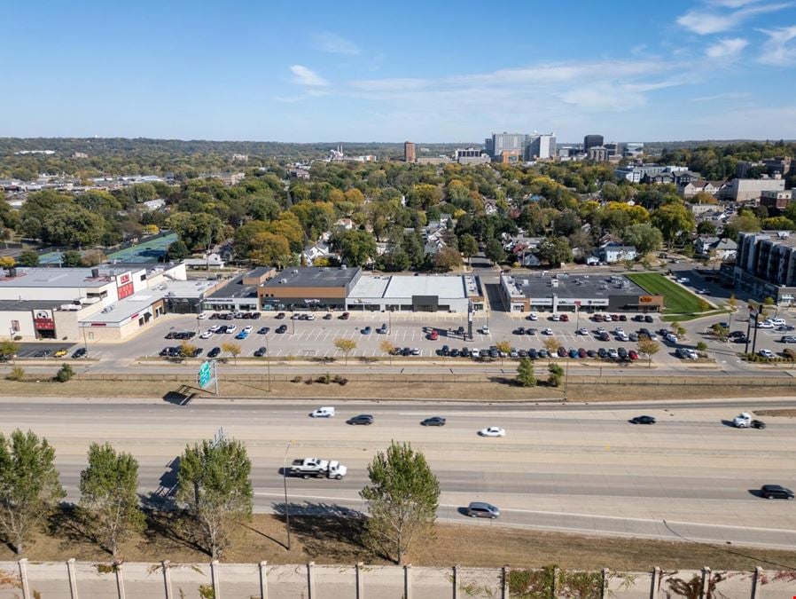 9,500 SF Anchor Space | Miracle Mile Rochester
