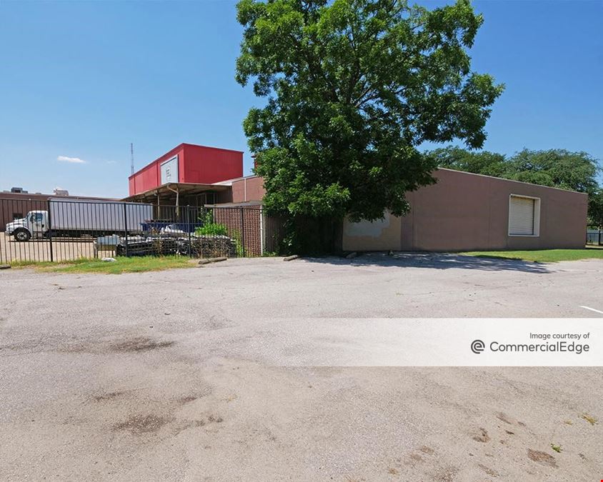 3917 Willow St.